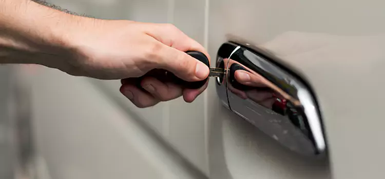 Why Choose Our Auto Locksmith Team in Cudahy, CA?